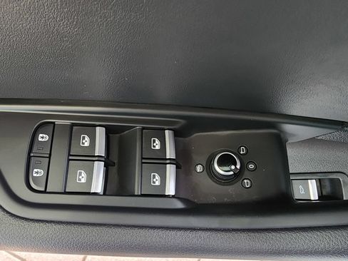 Used 2024 Audi A4 2.0T Premium AWD/4WD image 15