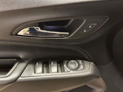 Used 2023 Chevrolet Equinox LT image 13