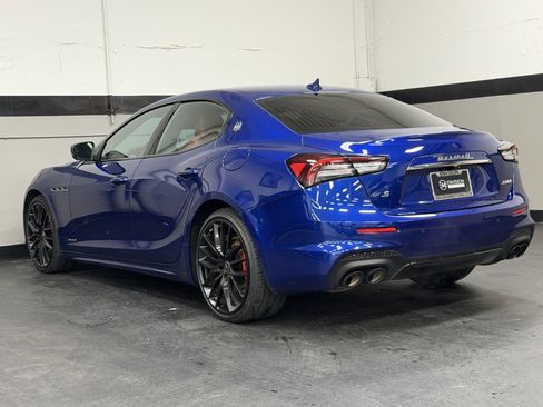 Used 2021 Maserati Ghibli S GranSport image 10