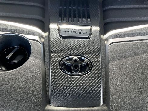 Used 2025 Toyota Tundra SR5 w/ SR5 Premium Package AWD/4WD image 33