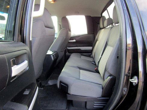 Used 2014 Chrysler 200 LX FWD image 23