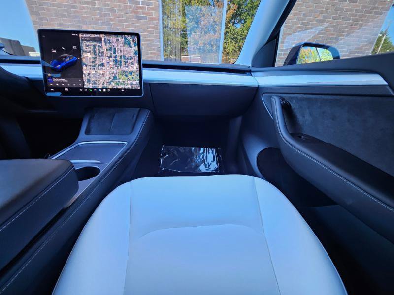 Used 2023 Tesla Model Y Long Range AWD/4WD image 56