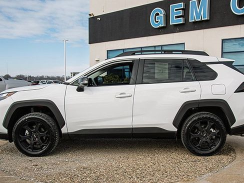 Used 2024 Toyota RAV4 TRD Off-Road image 2