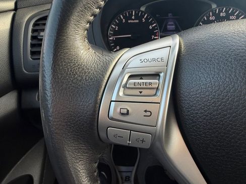 Used 2017 Nissan Altima 2.5 SV image 13