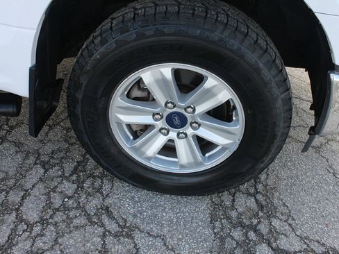 Used 2017 Ford F150 XLT w/ Trailer Tow Package image 54