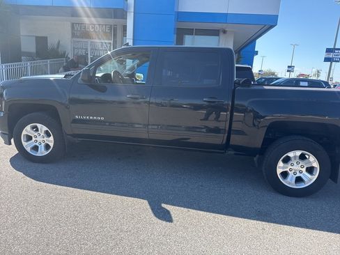 Used 2018 Chevrolet Silverado 1500 LT w/ All Star Edition image 6