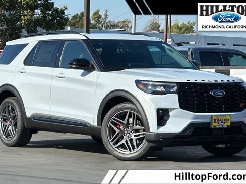 New 2026 Ford Explorer ST w/ Sun And Sound Package image 8