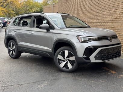 New 2025 Volkswagen Taos S
