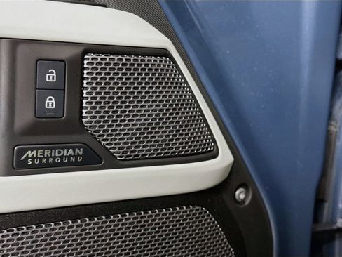 Used 2024 Land Rover Defender 110 SE AWD/4WD image 22