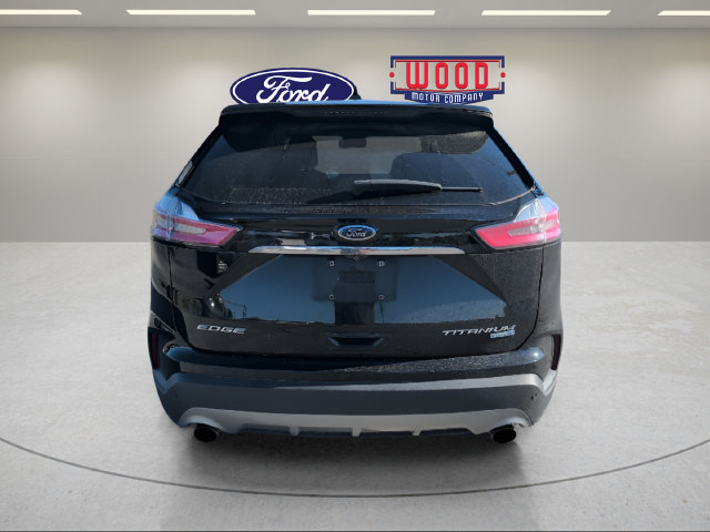 Used 2019 Ford Edge Titanium w/ Cold Weather Package AWD/4WD image 4