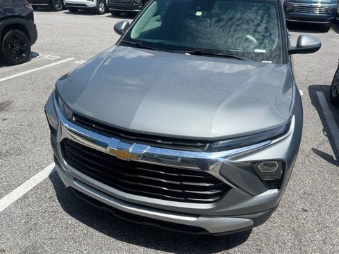 Used 2025 Chevrolet TrailBlazer LT w/ Driver Confidence Package FWD image 15