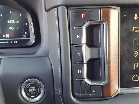 Used 2023 GMC Yukon Denali Ultimate image 35