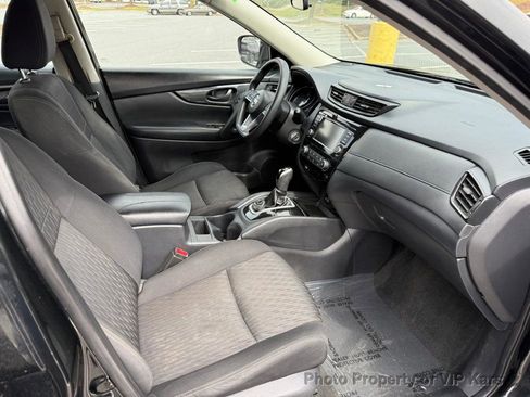 Used 2020 Nissan Rogue S image 12