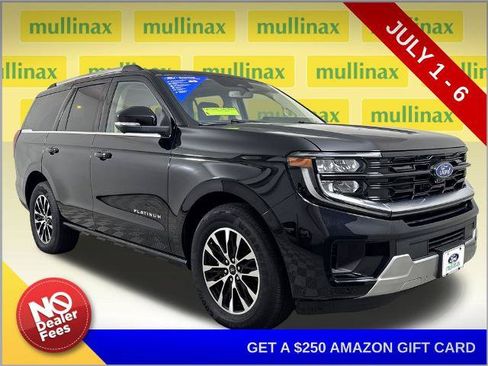 Certified 2025 Ford Expedition Platinum AWD/4WD image 1