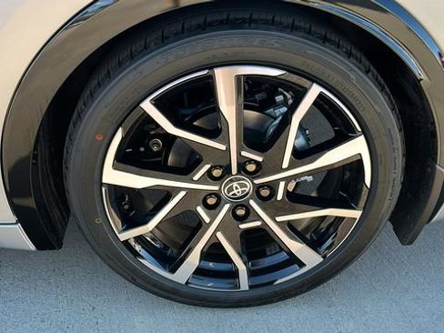 New 2026 Toyota Prius Plug-In Hybrid image 21