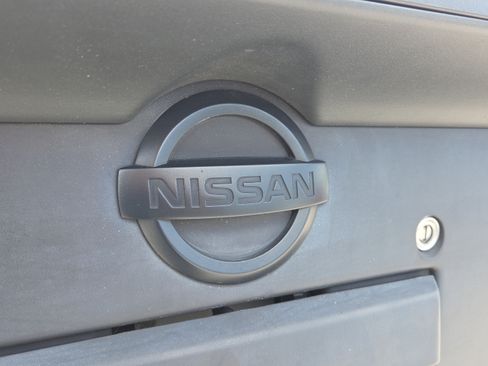 Used 2021 Nissan Frontier SV w/ Midnight Edition Floor Mats RWD image 37