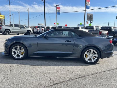 Used 2020 Chevrolet Camaro LT image 19