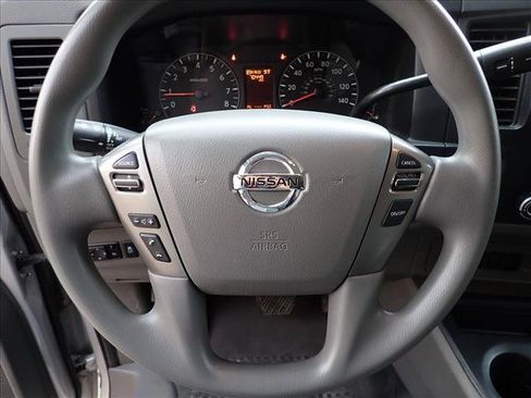 Used 2020 Nissan NV 3500 S RWD image 10