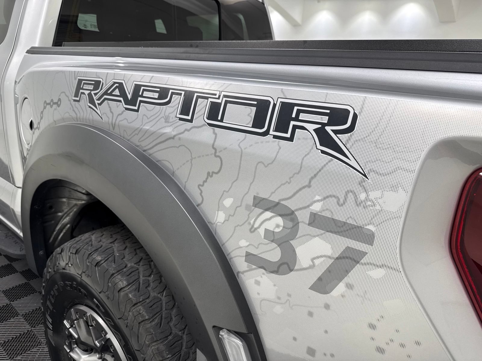 Used 2021 Ford F150 Raptor w/ Raptor 37 Performance Package AWD/4WD image 14
