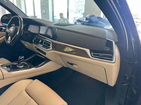 Used 2021 BMW X5 xDrive40i w/ Convenience Package image 34