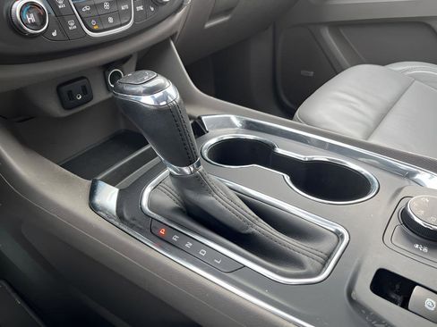 Used 2018 Chevrolet Traverse LT w/ LPO, 'HIT The Road' Package image 29