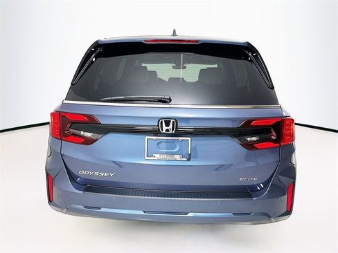 New 2026 Honda Odyssey Elite image 9