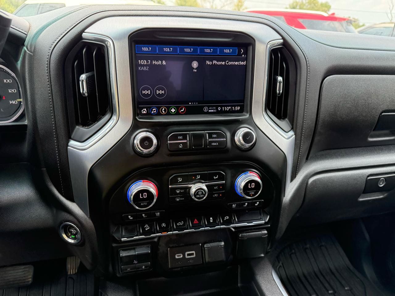 Used 2021 GMC Sierra 1500 SLT AWD/4WD image 30