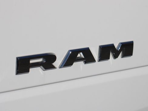 Used 2024 RAM 2500 Big Horn w/ Off Road Package image 44