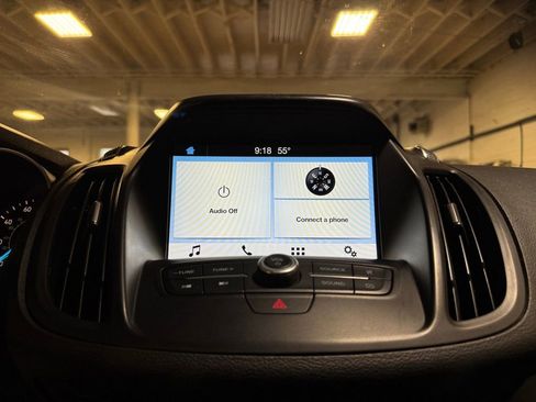 Used 2019 Ford Escape SEL image 19