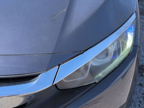 Used 2018 Honda Civic LX image 3