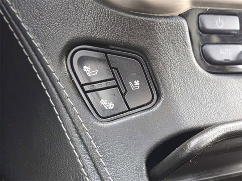 Used 2017 GMC Yukon Denali w/ Open Road Package image 35