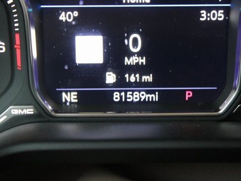 Used 2021 GMC Yukon Denali image 12