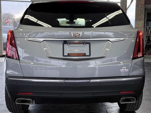 Used 2025 Cadillac XT5 Luxury w/ LPO, Floor Liner Package FWD image 10
