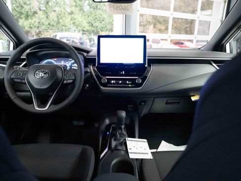 New 2026 Toyota Corolla SE w/ SE Package image 20