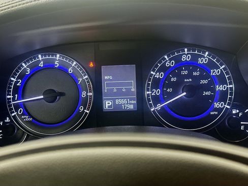 Used 2017 INFINITI QX50 AWD w/ Technology Package image 18