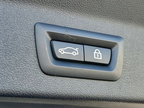 Used 2021 BMW X3 sDrive30i w/ Convenience Package image 9