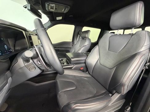 Used 2025 Ford F150 Raptor AWD/4WD image 4