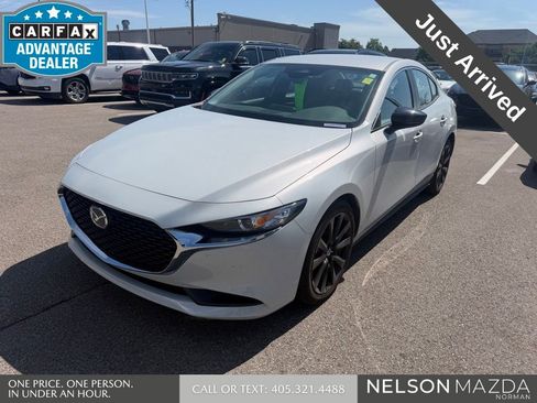 Used 2025 MAZDA MAZDA3 s FWD image 1