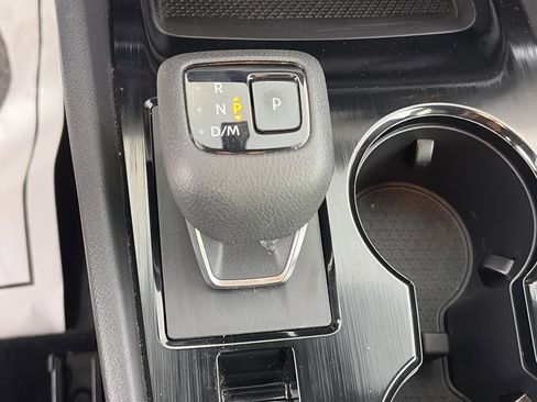 Used 2023 Nissan Rogue SV AWD/4WD image 23