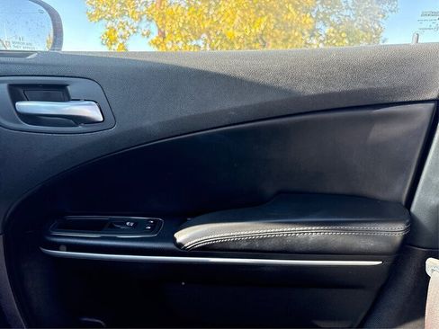 Used 2021 Dodge Charger SXT w/ Leather Interior Group image 40