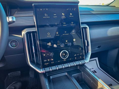 New 2026 GMC Acadia Elevation w/ Elevation Premium Package image 23