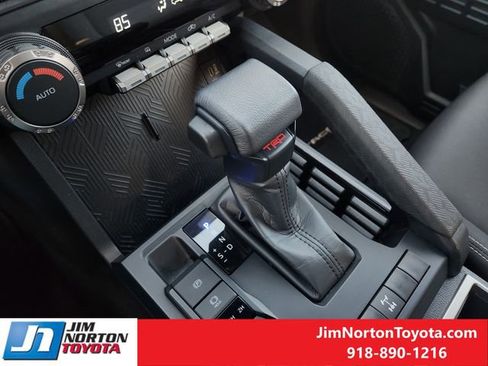 Used 2025 Toyota Tacoma TRD Off-Road image 22