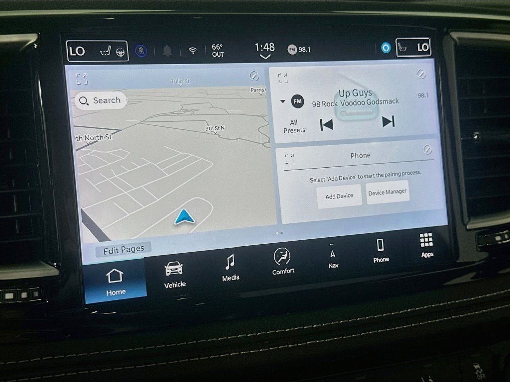 Used 2025 Chrysler Pacifica Limited FWD image 28