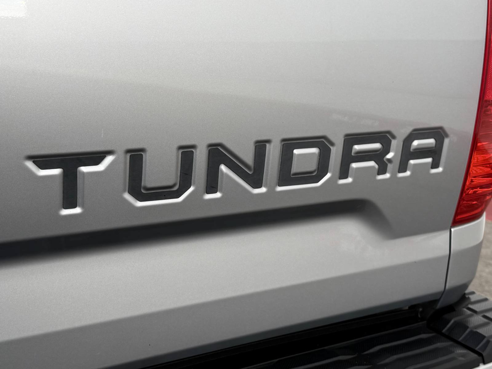 Used 2015 Toyota Tundra Platinum AWD/4WD image 45
