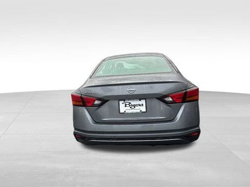 Used 2024 Nissan Altima 2.5 S image 37