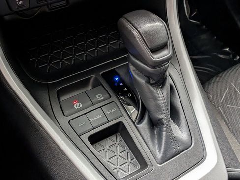 Certified 2023 Toyota RAV4 XLE w/ Convenience Package FWD image 23