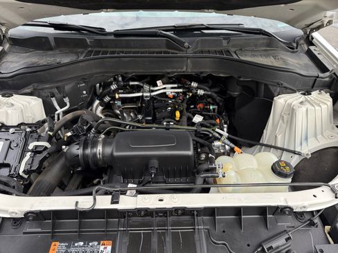 Certified 2021 Ford Explorer 2WD image 20