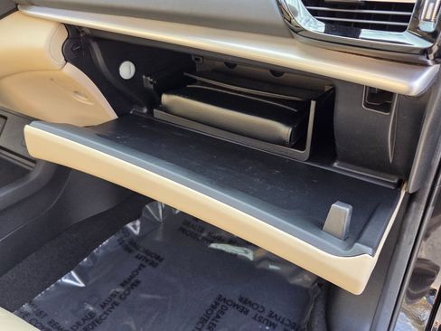 Used 2024 Acura RDX SH-AWD image 21