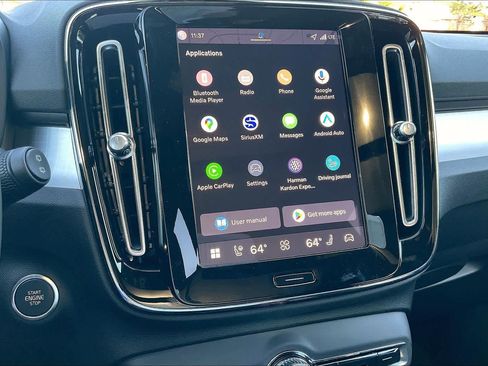 New 2026 Volvo XC40 B5 Ultra w/ Climate Package image 21