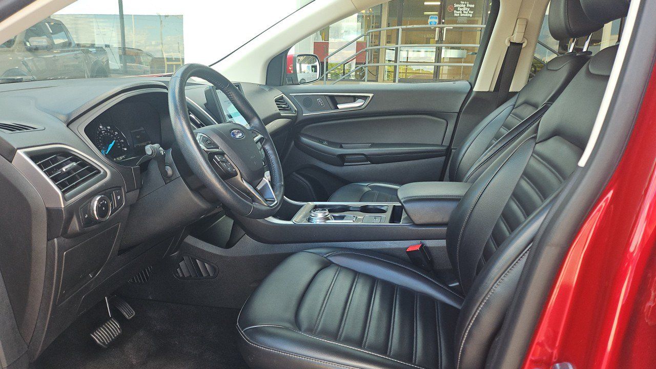 Used 2024 Ford Edge SEL AWD/4WD image 10